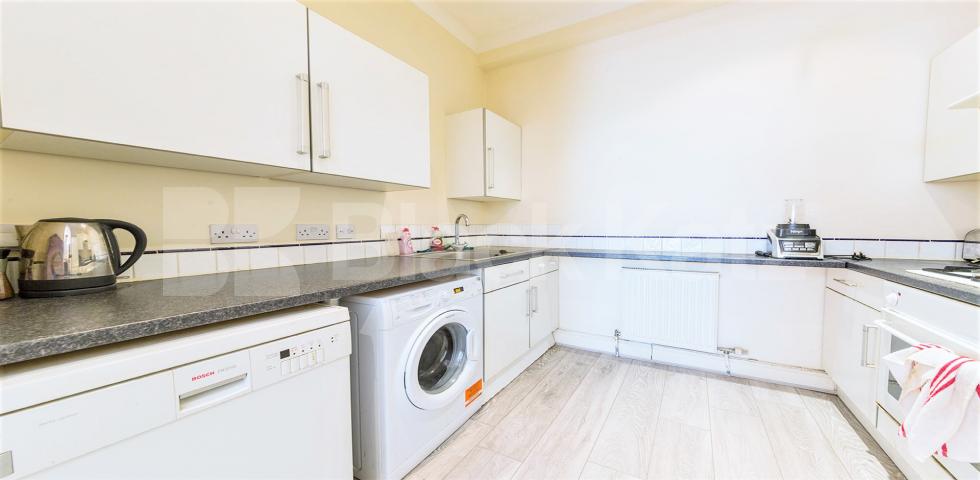 			NEW INSTRUCTION , 2 Bedroom, 1 bath, 1 reception Flat			 Glazbury Road , Barons Court